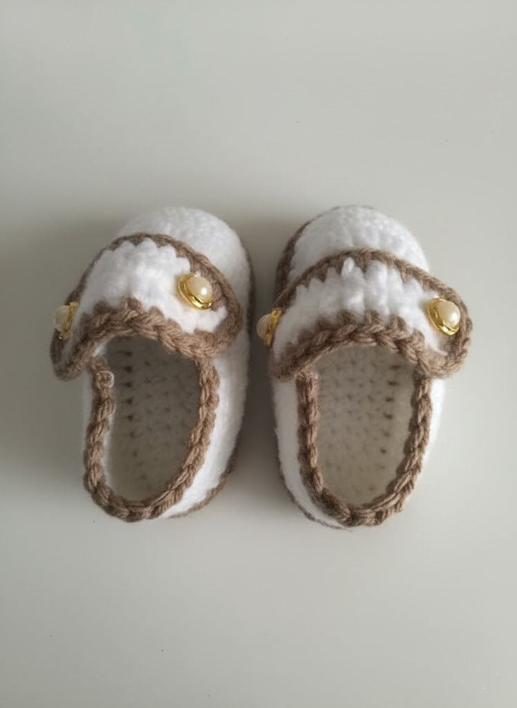 🤎 Baby Booties with Pearl Accents
